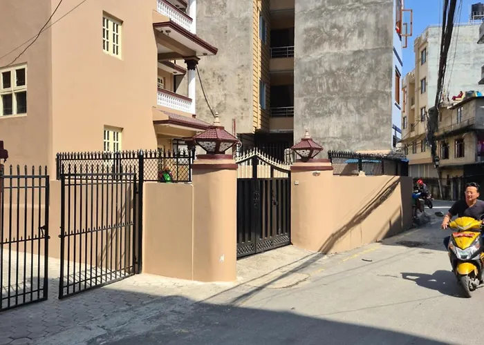 Paru Premium 2bhk Everest Apartamento